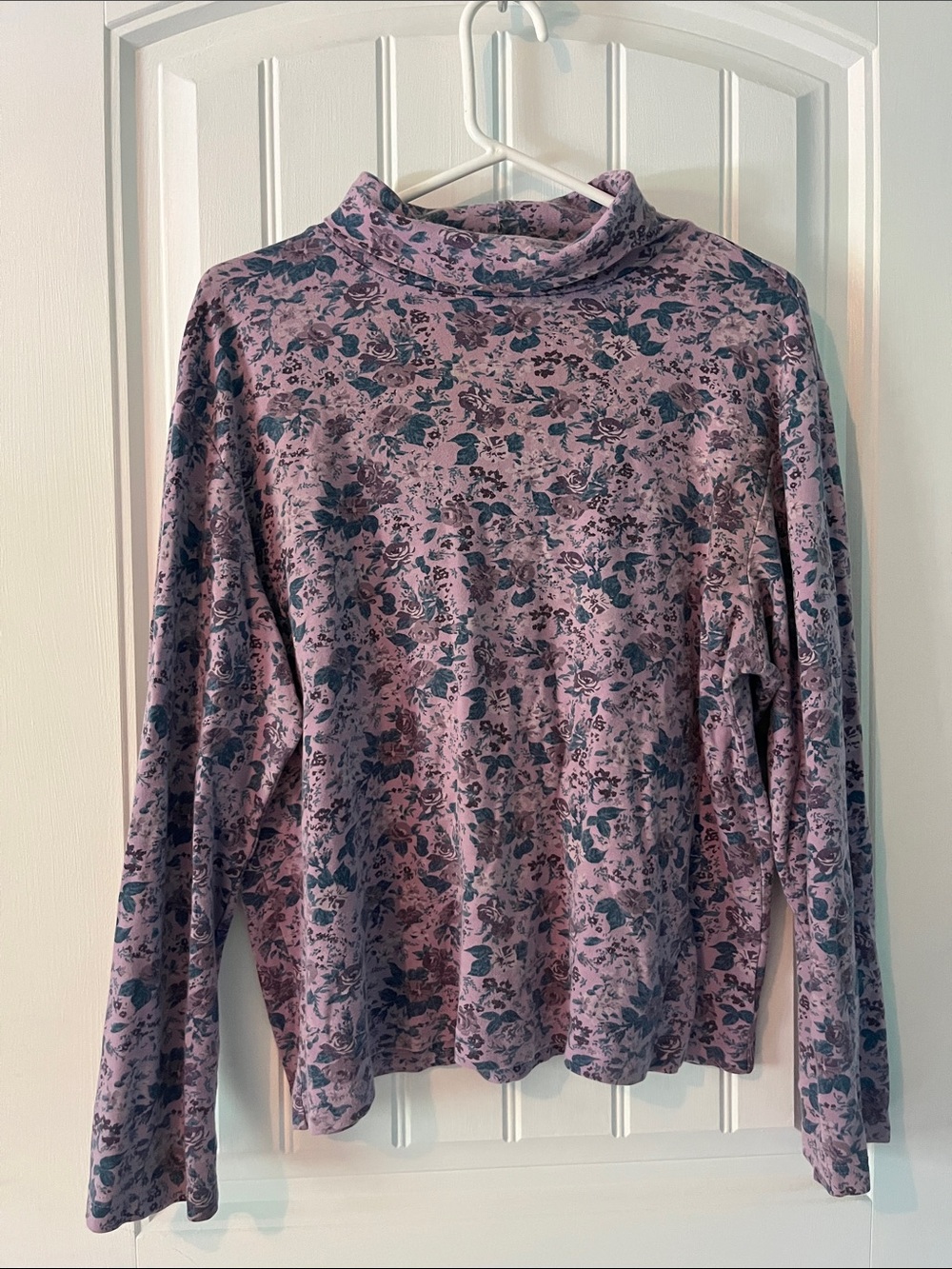 Women's Long-Sleeve Floral Mock Neck Top - Pink